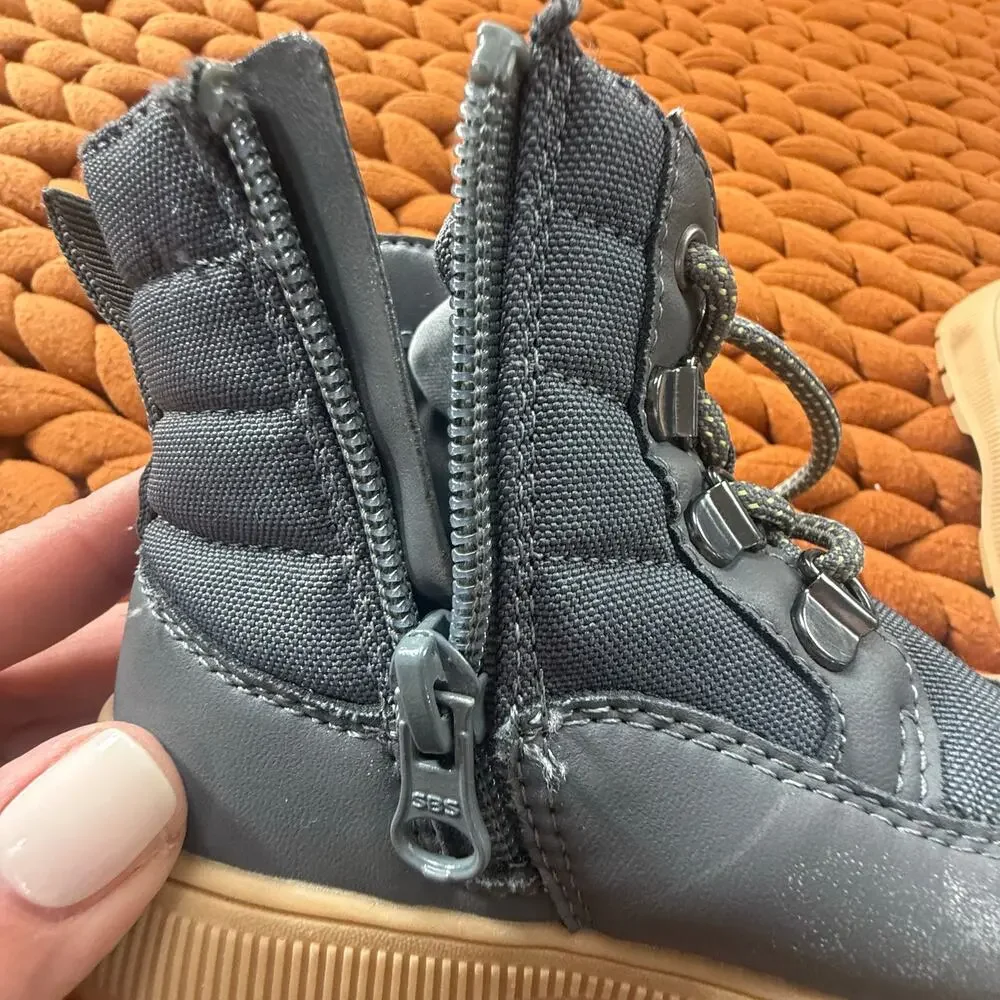 Cat Jack Gray Fox Combat Sneaker Boots Gray High Top Toddle Little Kid 9 Boys